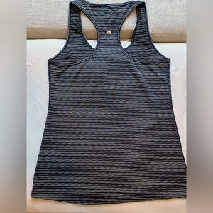 90 Degree Women’s Sports tank XL